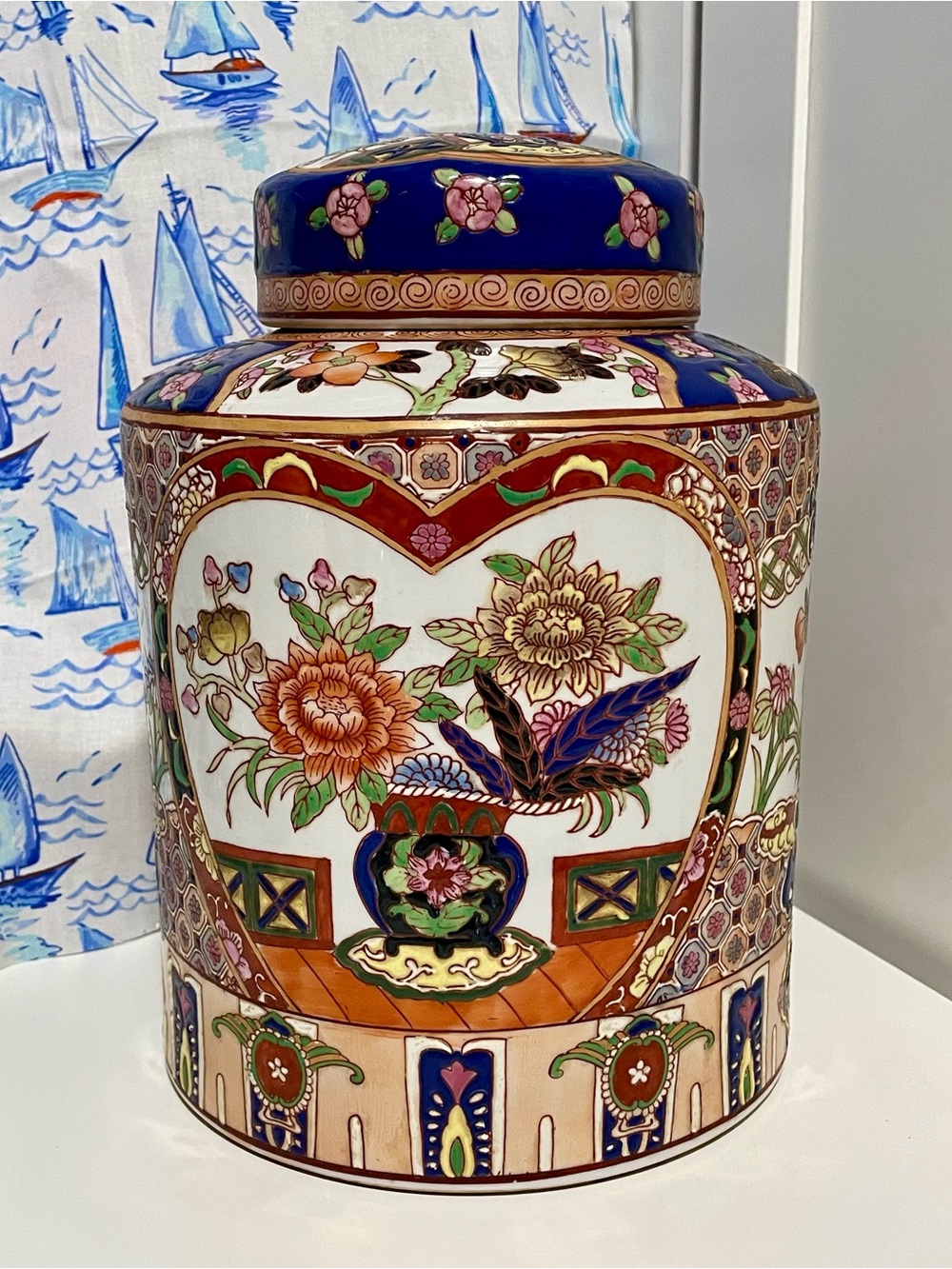 Vintage Japanese Arita/Imari Style Porcelain Ginger Jar with Lid